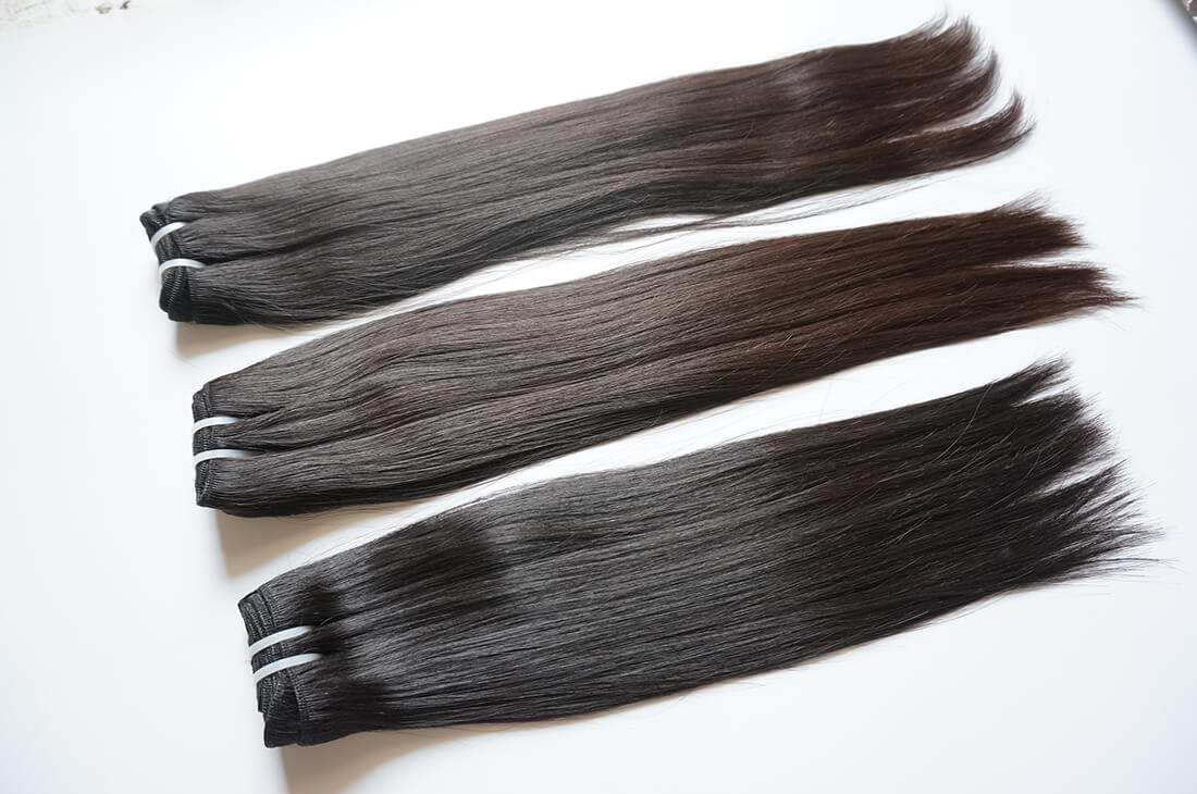 Raw hair weft with natural color 